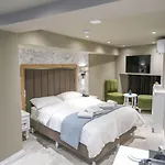 Palazzo Karakoey Hotel 4*