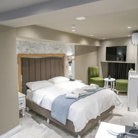 Palazzo Karakoey 4*