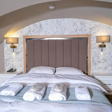 Palazzo Karakoey Hotel