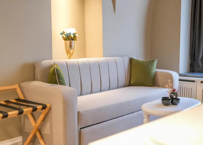 La Vida Ex Palazzo Karakoey Hotel 4*