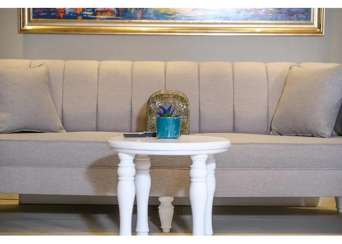 La Vida Ex Palazzo Karakoey