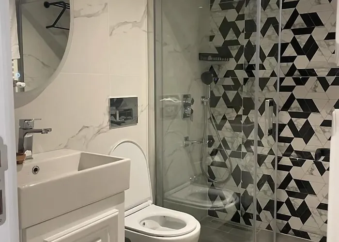 La Vida Ex Palazzo Karakoey Hotel 4*