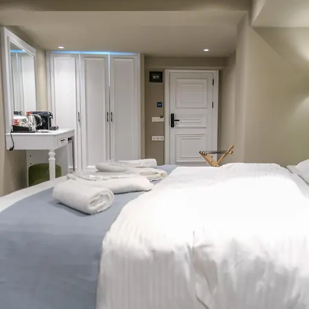 Palazzo Karakoey Отель 4*